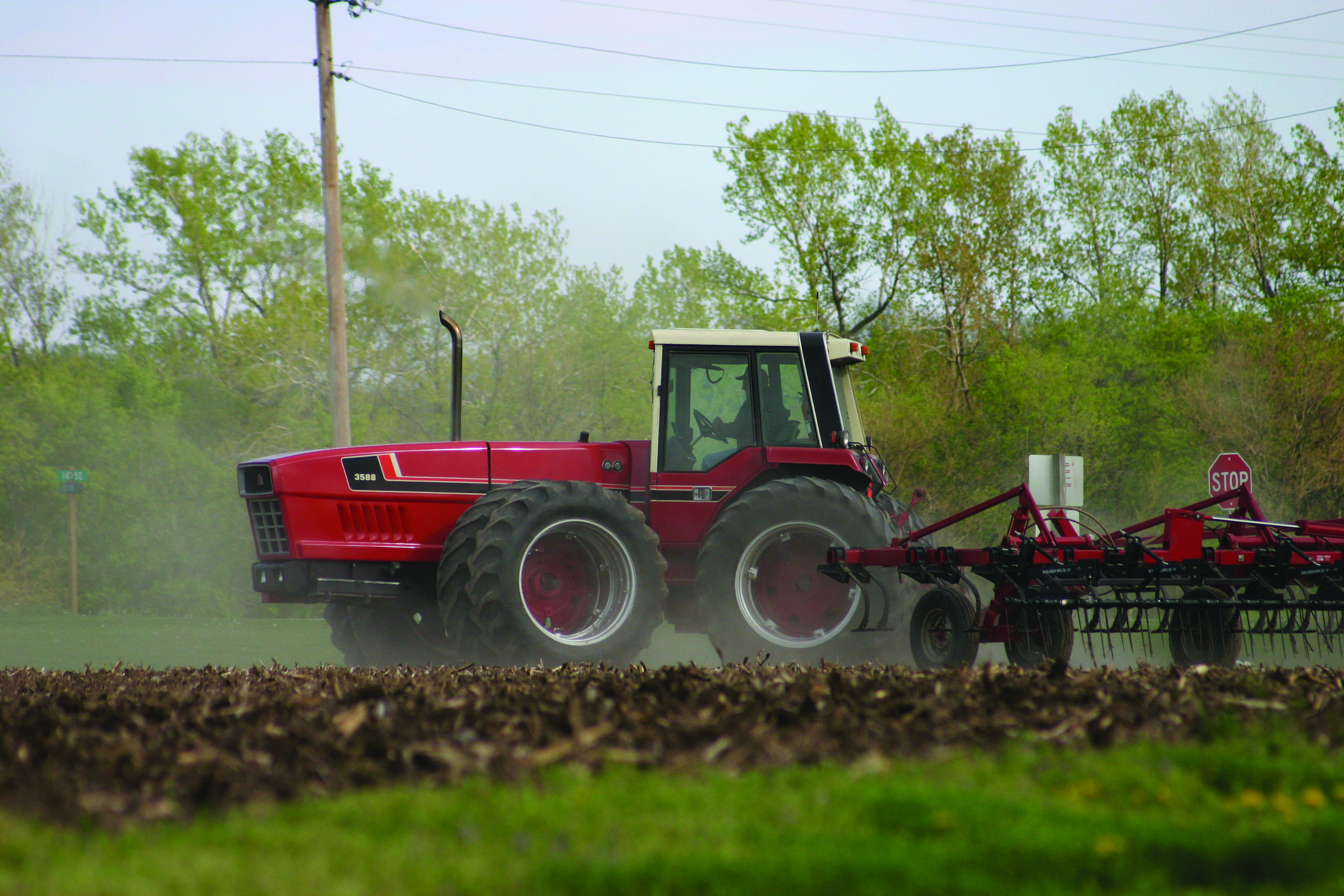 How IH Introduced Their Secret 2+2 Tractor | Octane Press